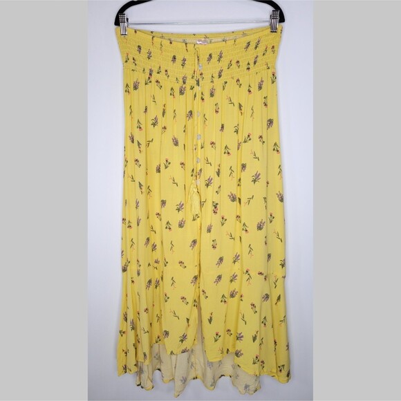 NO BOUNDARIES Yellow Floral Maxi Skirt Size XXL Beachy Flowy Smocked Hi-Lo - Picture 3 of 10